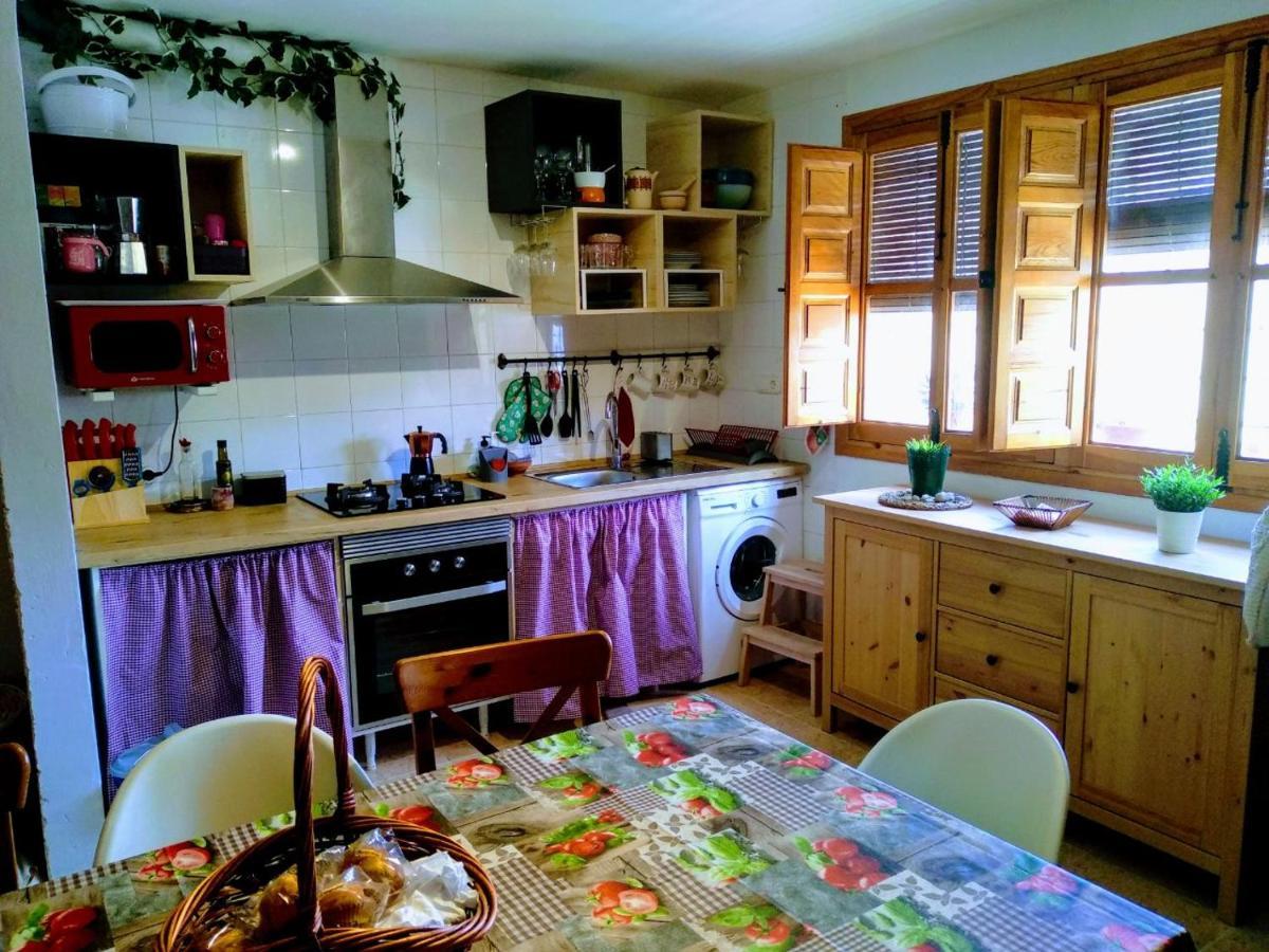 Casas Carabos El Refugio * Letur